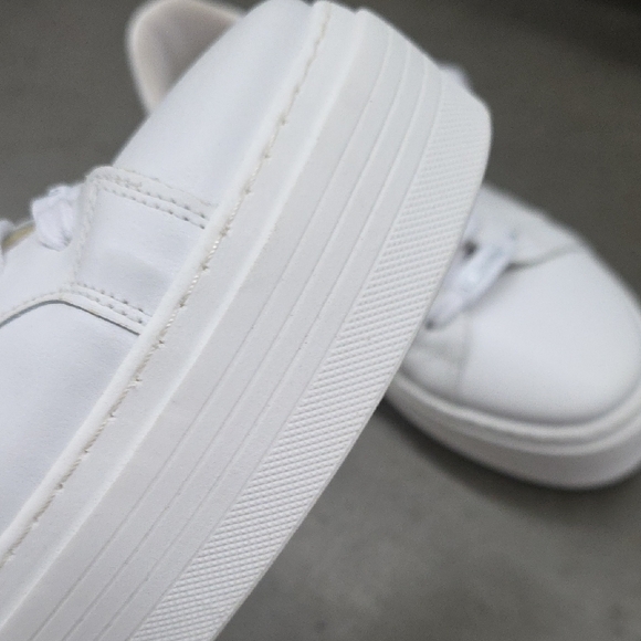 Brand New All White Valentino Sneakers - Picture 10 of 10